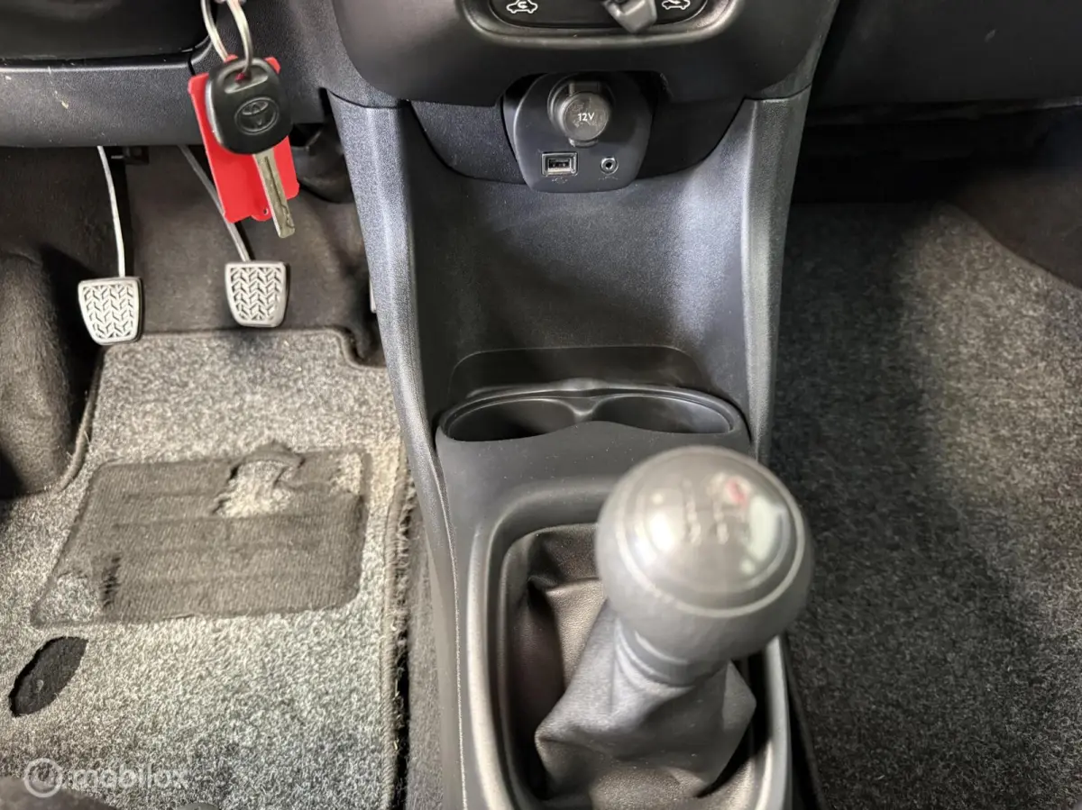 1.0 VVT-I/Airco/Bluetooth/Nieuwe APK/NAP-KM/TOP!