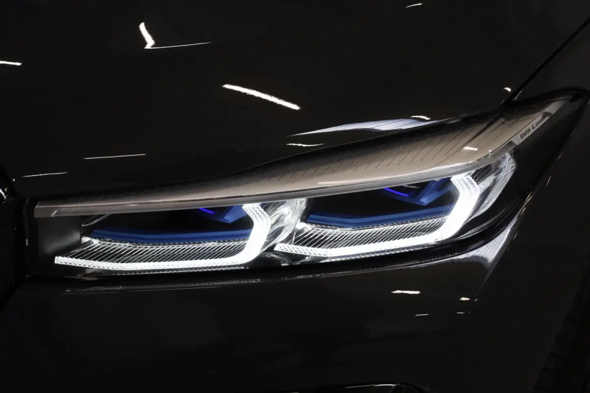 745e M-SPORT Carbon/Laser/Dak/ACC/Massage/360/B&W/20" FULL OPTIONS LEASE / INRUIL MOGELIJK