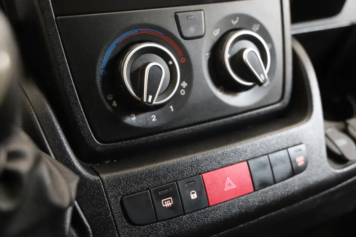 2.0 BlueHDI L2/H2 Premium 163PK CAMERA PDC CRUISE NAVI AIRCO LEASE A/A €88,- P.M. INRUIL MOGELIJK