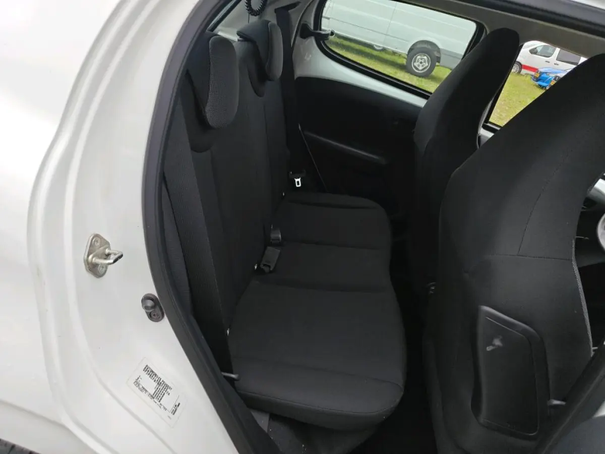 1.0 e-VTi Access | Geen airco | Bluetooth | LED | NL auto | 1e Eigenaar | 9.000km | USB aansluiting |