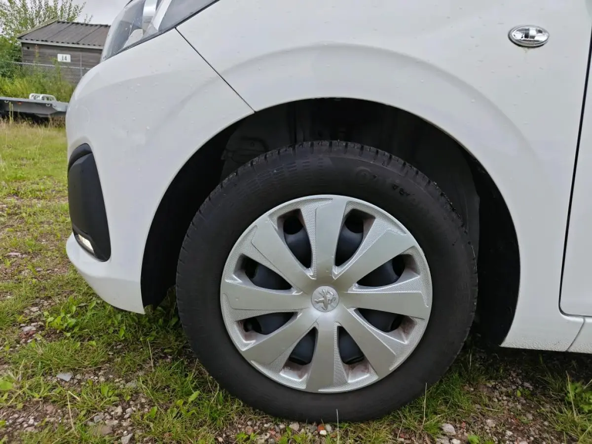 1.0 e-VTi Access | Geen airco | Bluetooth | LED | NL auto | 1e Eigenaar | 9.000km | USB aansluiting |