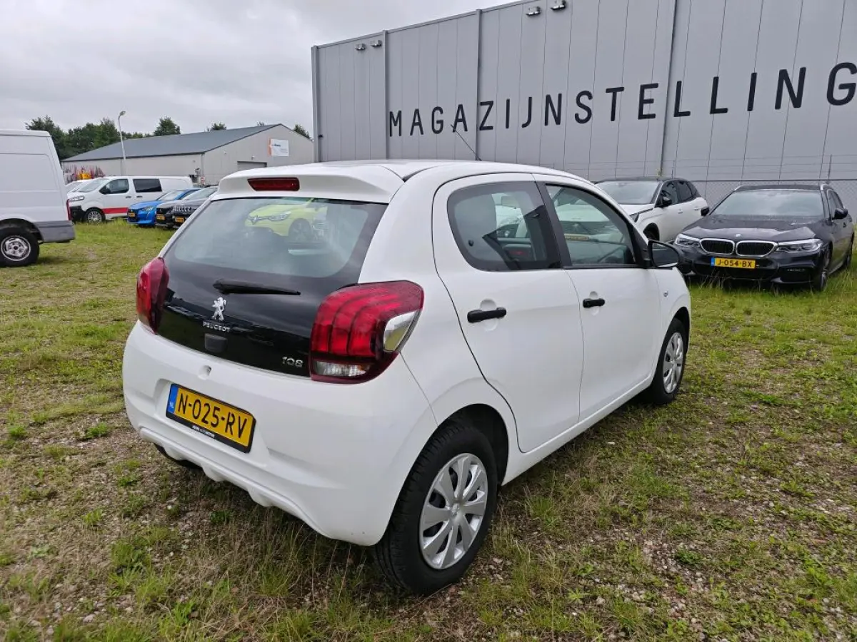 1.0 e-VTi Access | Geen airco | Bluetooth | LED | NL auto | 1e Eigenaar | 9.000km | USB aansluiting |