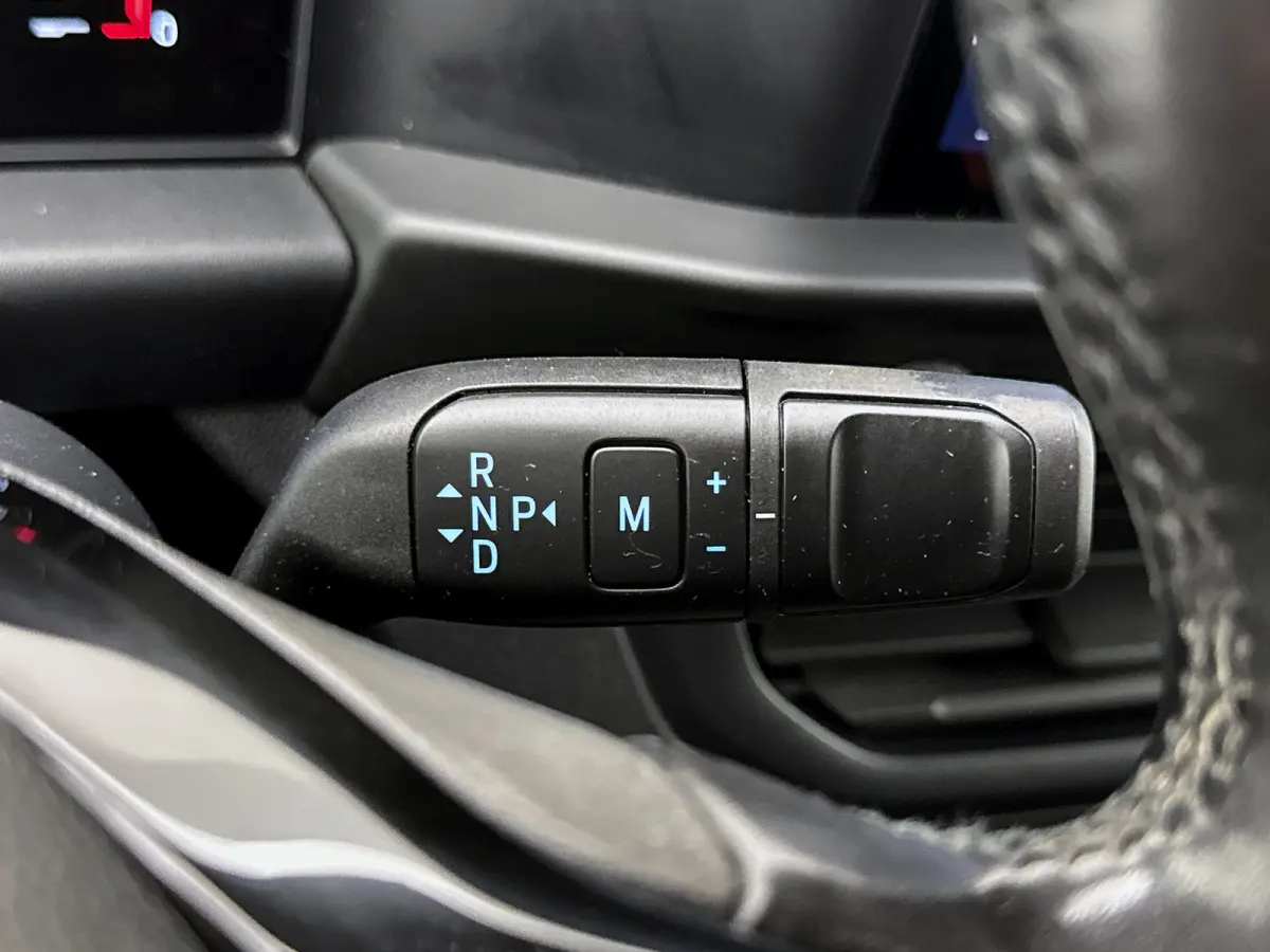 320 2.0 TDCI L2H1 AWD 4x4 170pk Schuifdeur L+R Trekhaak