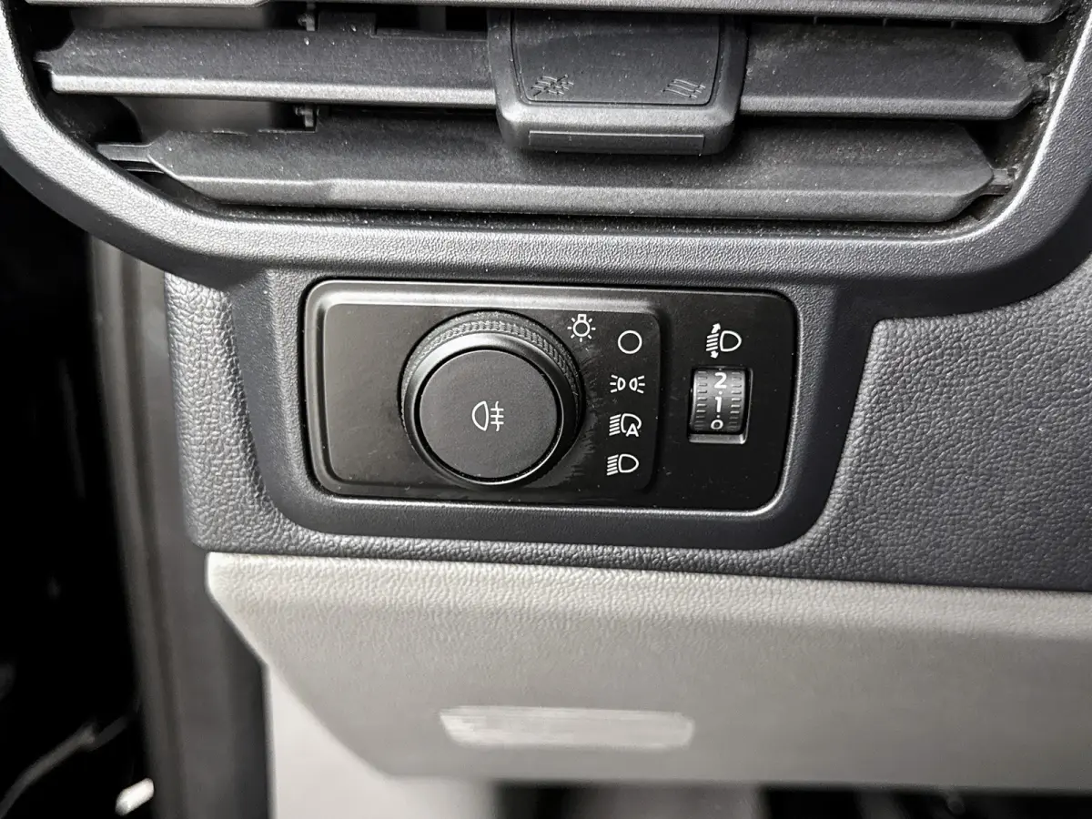 320 2.0 TDCI L2H1 AWD 4x4 170pk Schuifdeur L+R Trekhaak