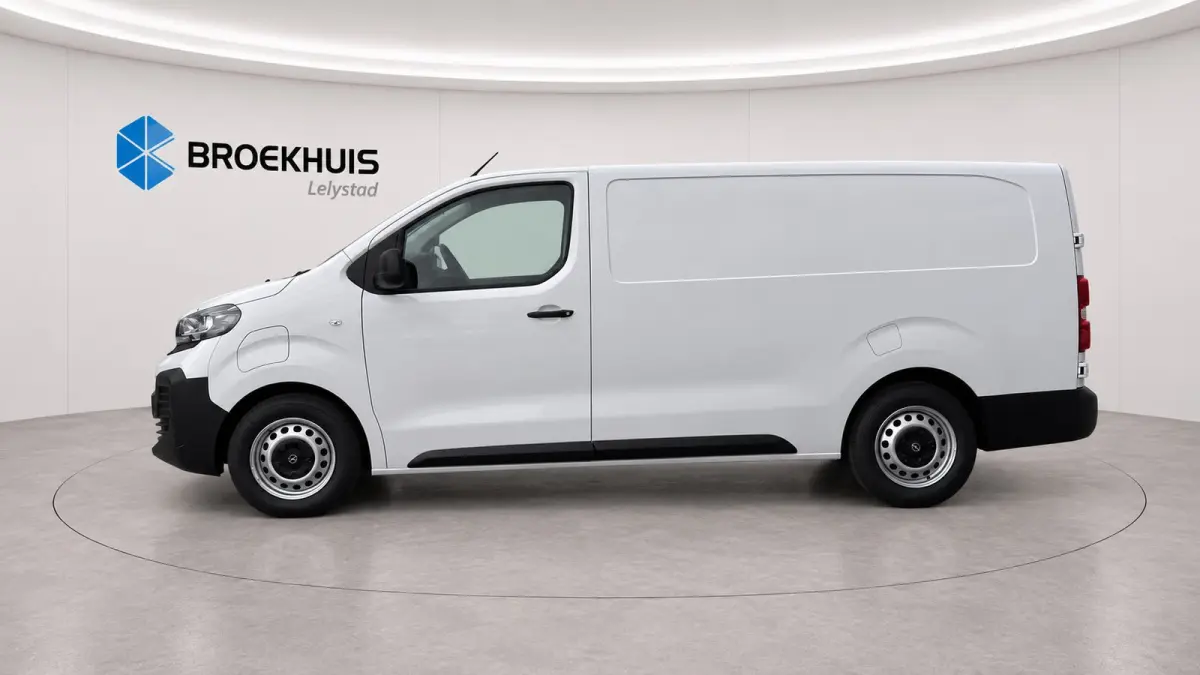 gesloten Bestelwagen Standaard - Electric L3 | Elektrisch bedienbare en verwarmde buitenspiegels | Geïsoleerde comfort scheidingswand met vaste ruit | Houten afwerking laadruimte