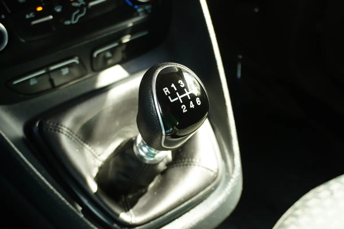100pk L2 Trend Trekhaak Camera Navigatie 3-Zits Airco Apple Carplay