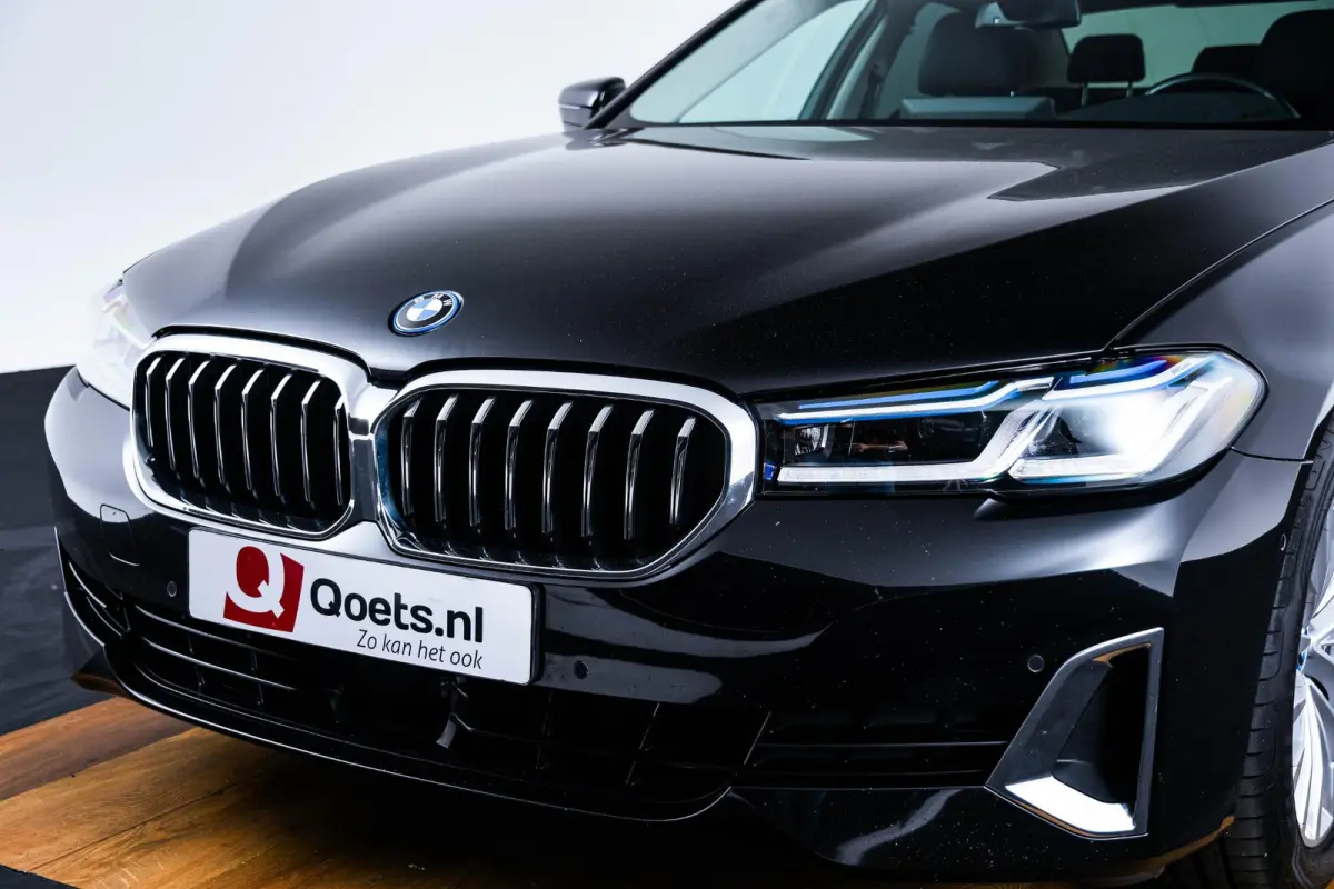 530e Luxury Line - Driving Assistant Professional - Head up - Comfort Access - BMW Laserlight - Getinte Ruiten - High Beam Assistant - Comfortstoelen - Stuurwielrand verwarmd -