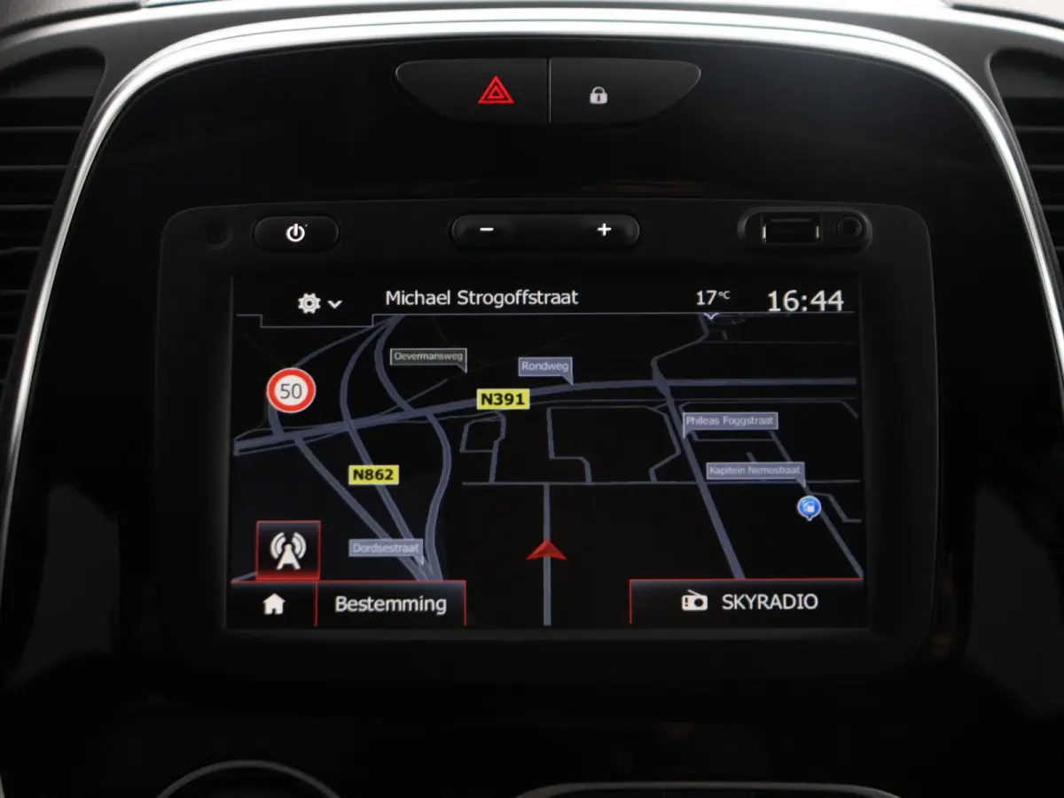 TCe 130 GPF Intens | Trekhaak | Parkeercamera | Navigatie |