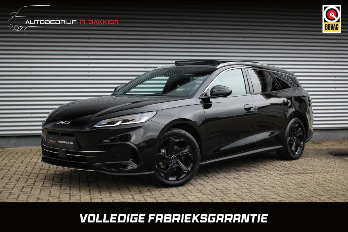 1.5 DM-i Comfort Lite // Long Range 19 kWh | Panoramadak | 360 camera | Sfeerverlichting | Smartphone Key | CarPlay & Android Auto | Fabrieksgarantie