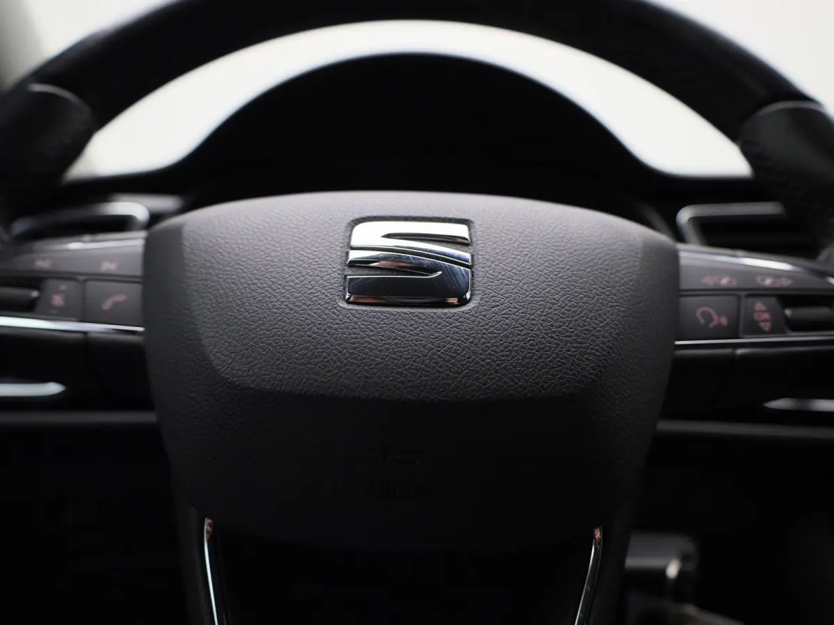 1.0 EcoTSI Style Connect | Climate Control | Cruise Control | Navigatie | Trekhaak |