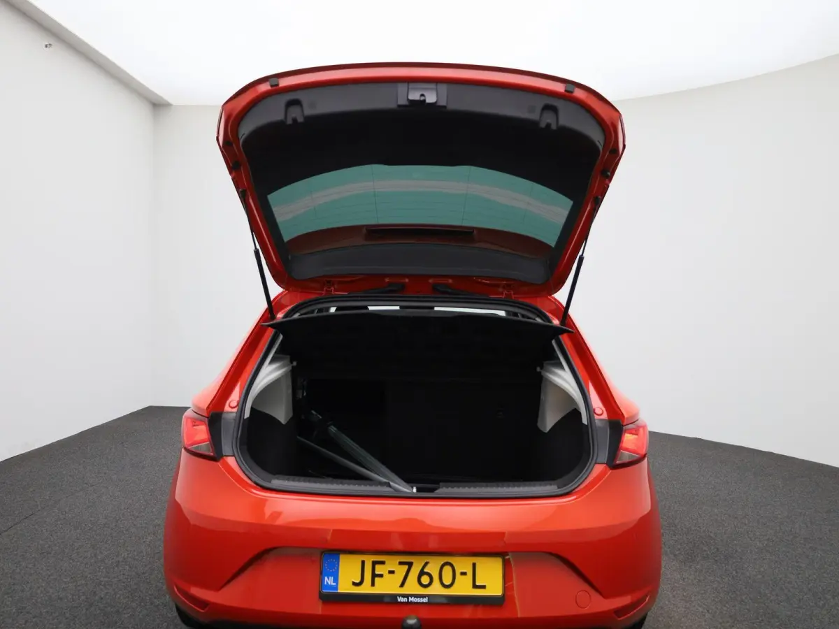 1.0 EcoTSI Style Connect | Climate Control | Cruise Control | Navigatie | Trekhaak |