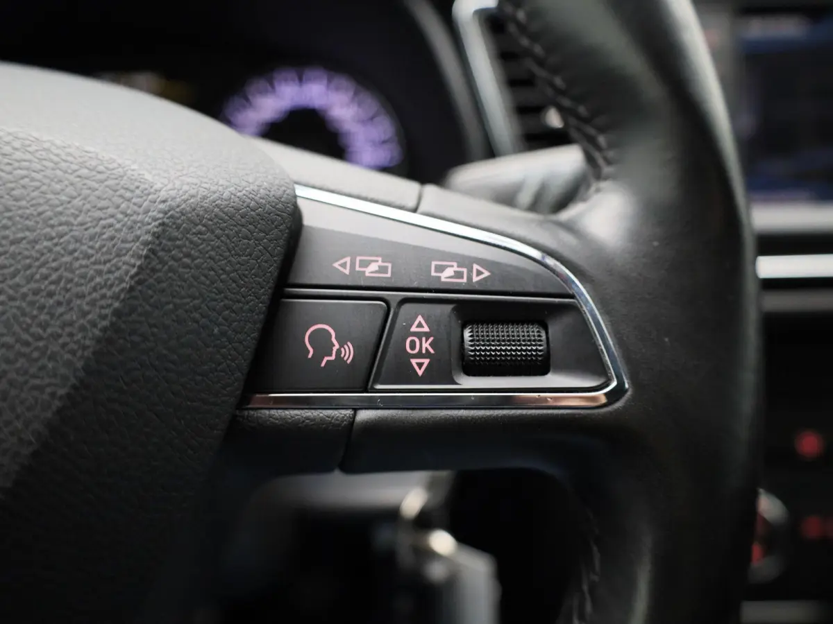 1.0 EcoTSI Style Connect | Climate Control | Cruise Control | Navigatie | Trekhaak |