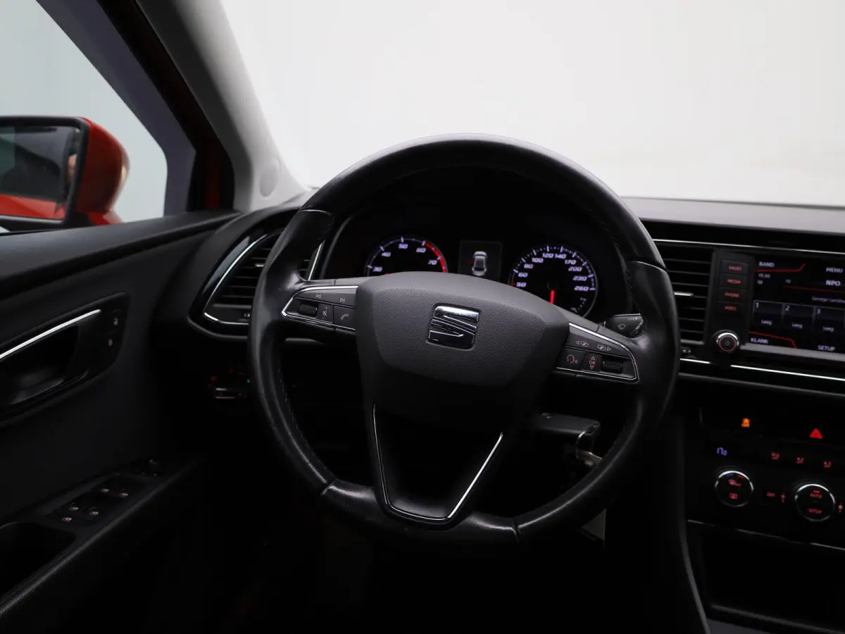 1.0 EcoTSI Style Connect | Climate Control | Cruise Control | Navigatie | Trekhaak |