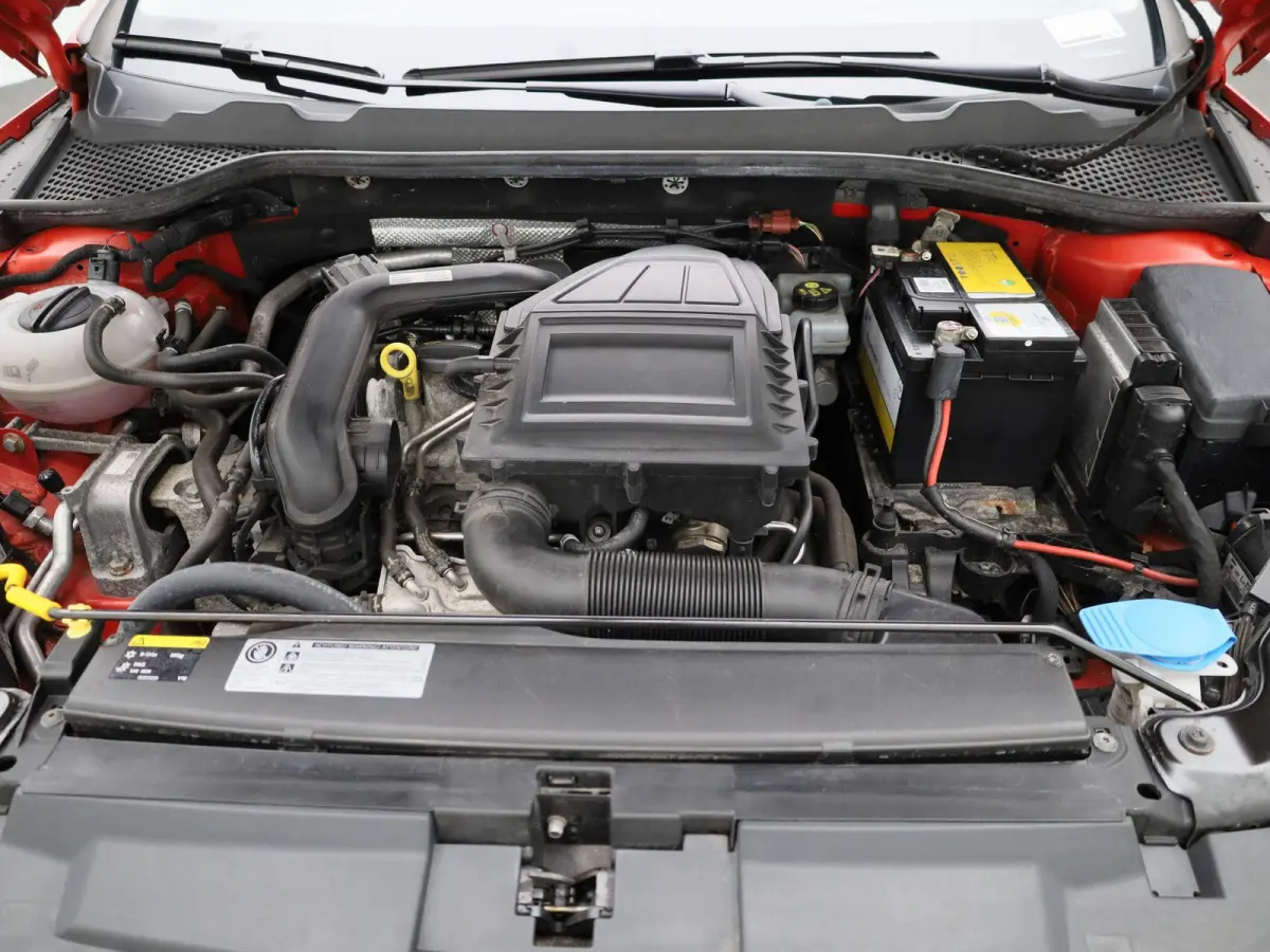 1.0 EcoTSI Style Connect | Climate Control | Cruise Control | Navigatie | Trekhaak |