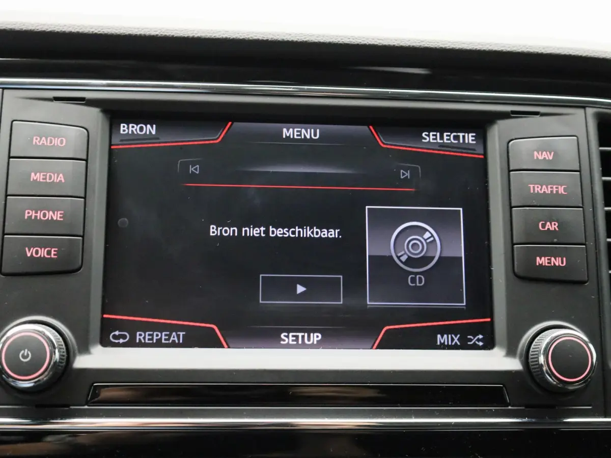 1.0 EcoTSI Style Connect | Climate Control | Cruise Control | Navigatie | Trekhaak |