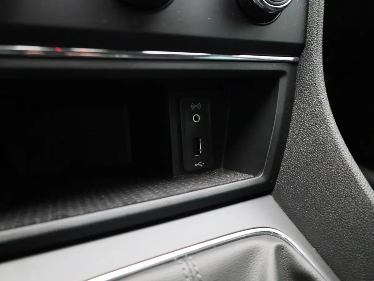 1.0 EcoTSI Style Connect | Climate Control | Cruise Control | Navigatie | Trekhaak |