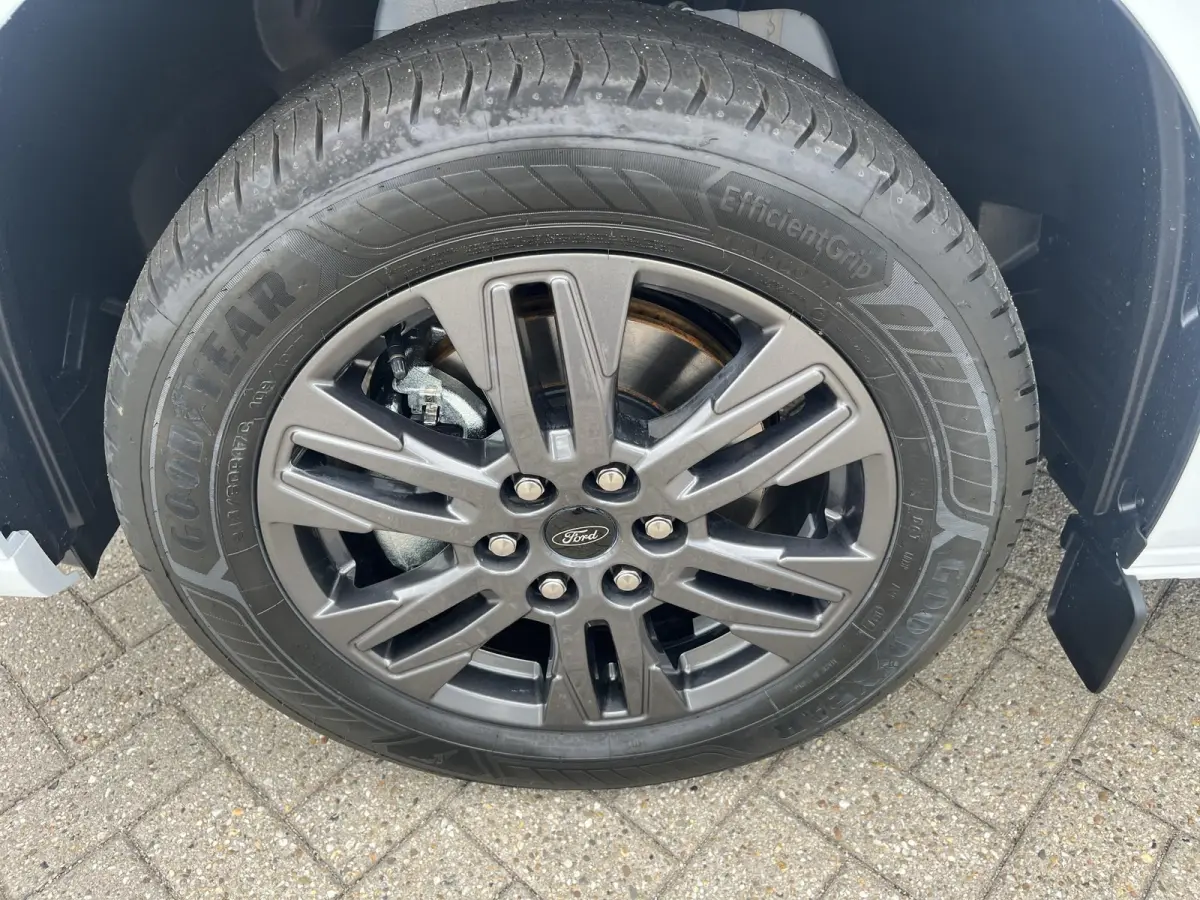 Cust. 340 L2H1 Limited 71 kWh | NU €12800.- VOORDEEL | 17" LMV | BLIS | 360 Graden Camera | WLTP 370KM Actieradius | Adaptieve Cruise Cntrl | Stoel\Spiegel En Voorruitverwarming |