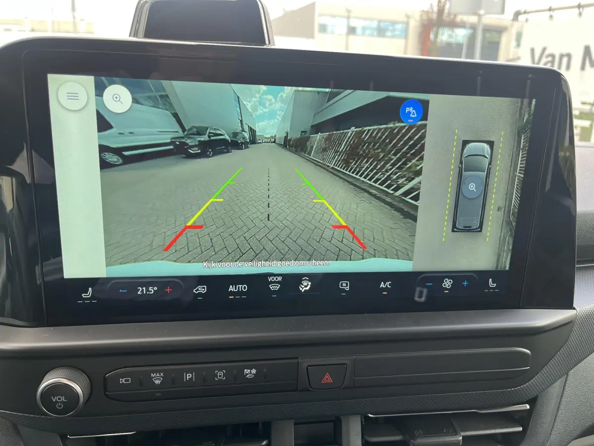 Cust. 340 L2H1 Limited 71 kWh | NU €12800.- VOORDEEL | 17" LMV | BLIS | 360 Graden Camera | WLTP 370KM Actieradius | Adaptieve Cruise Cntrl | Stoel\Spiegel En Voorruitverwarming |