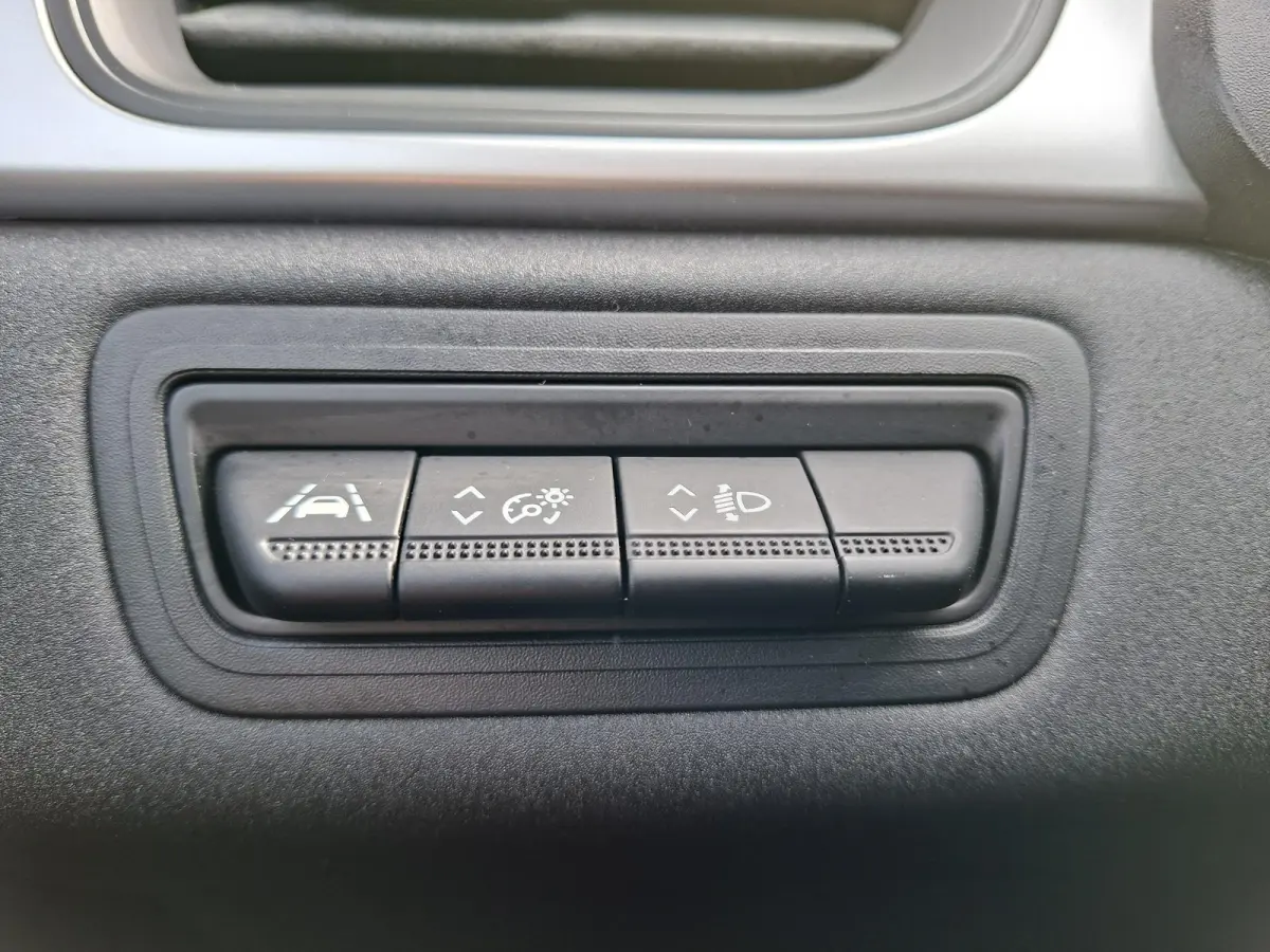 1.0 TCe 90 Intens Trekhaak Carplay Cruise Control Climate Control 17inchLM Keyless LED