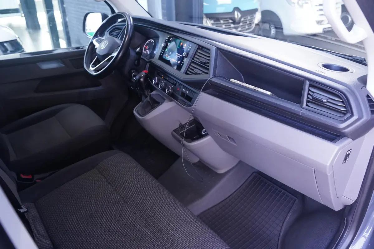 2.0 TDI 150 pk DSG Aut. L2H1 Navi, Camera Achterklep, Laadruimte Pakket, PDC V+A, 3-Zits