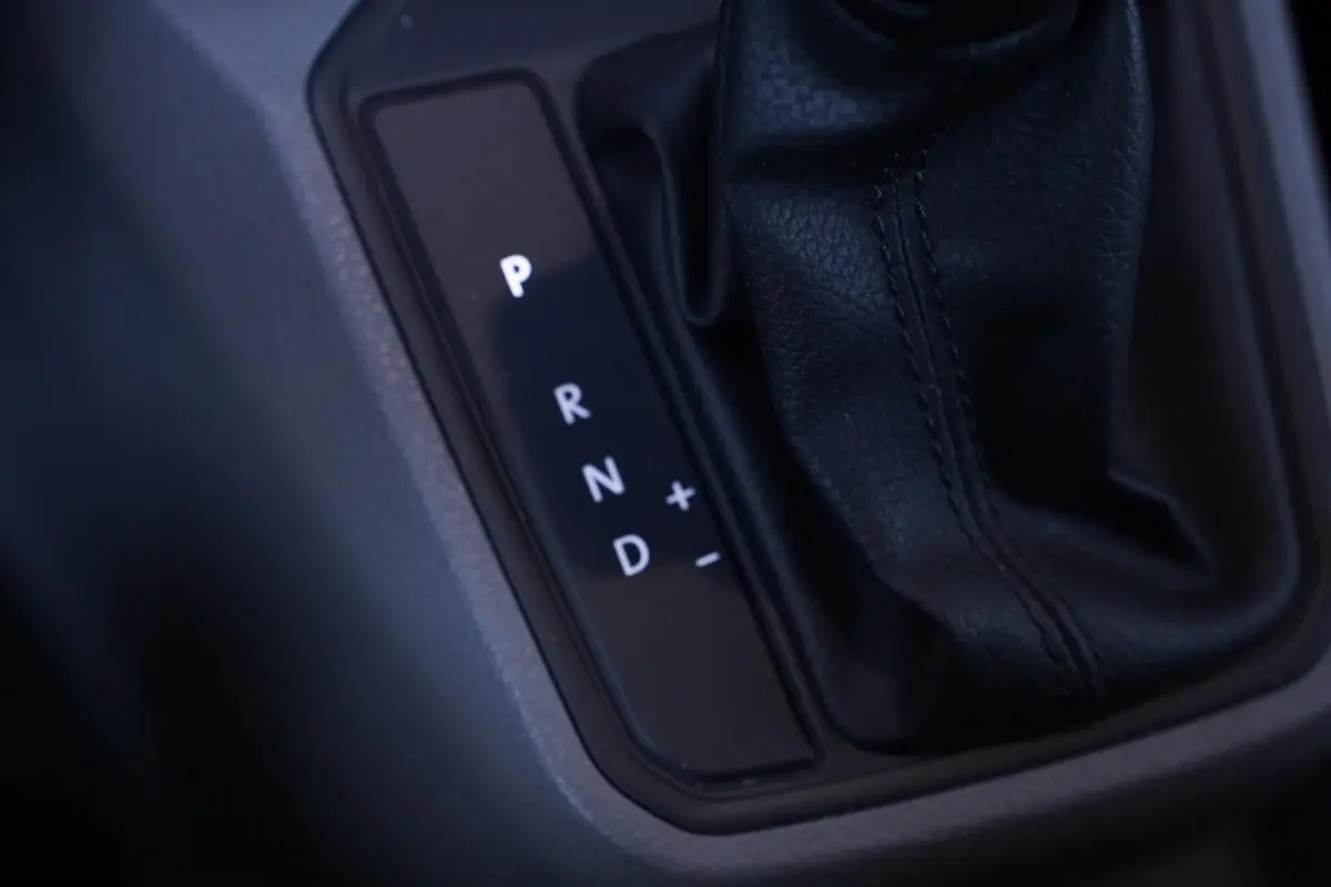 2.0 TDI 150 pk DSG Aut. L2H1 Navi, Camera Achterklep, Laadruimte Pakket, PDC V+A, 3-Zits