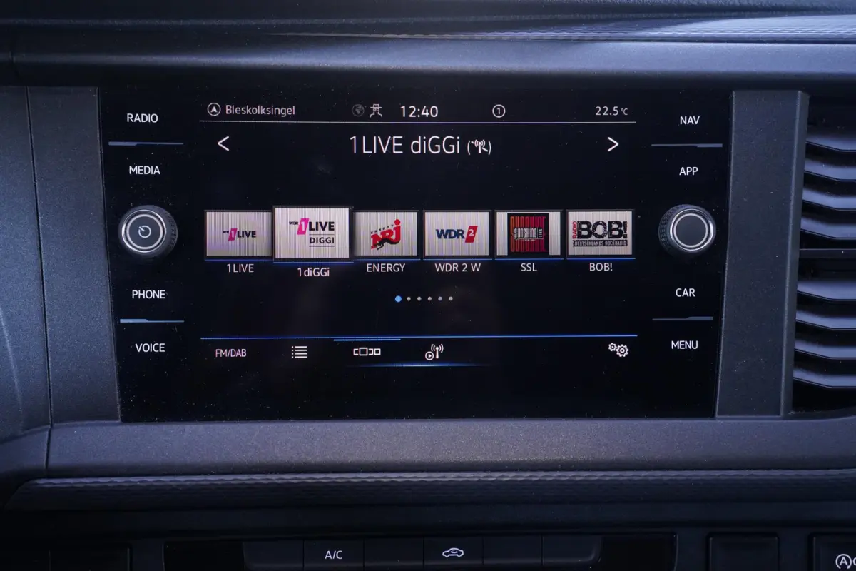 2.0 TDI 150 pk DSG Aut. L2H1 Navi, Camera Achterklep, Laadruimte Pakket, PDC V+A, 3-Zits