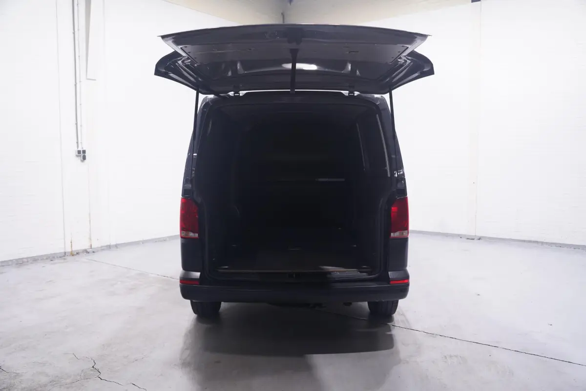 2.0 TDI 150 pk DSG Aut. L2H1 Navi, Camera Achterklep, Laadruimte Pakket, PDC V+A, 3-Zits