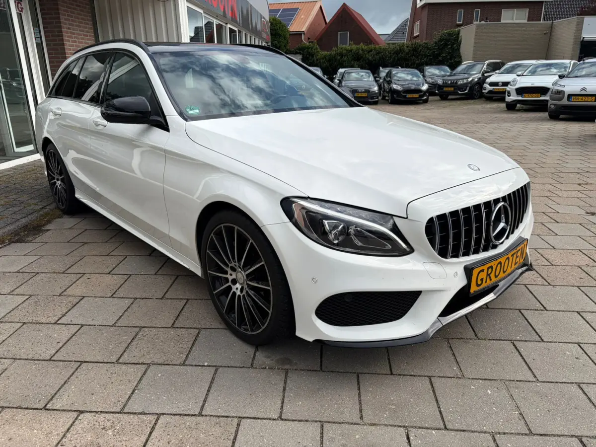 180 AMG Sport Edition//Pano//Sportstoelen//LED!!