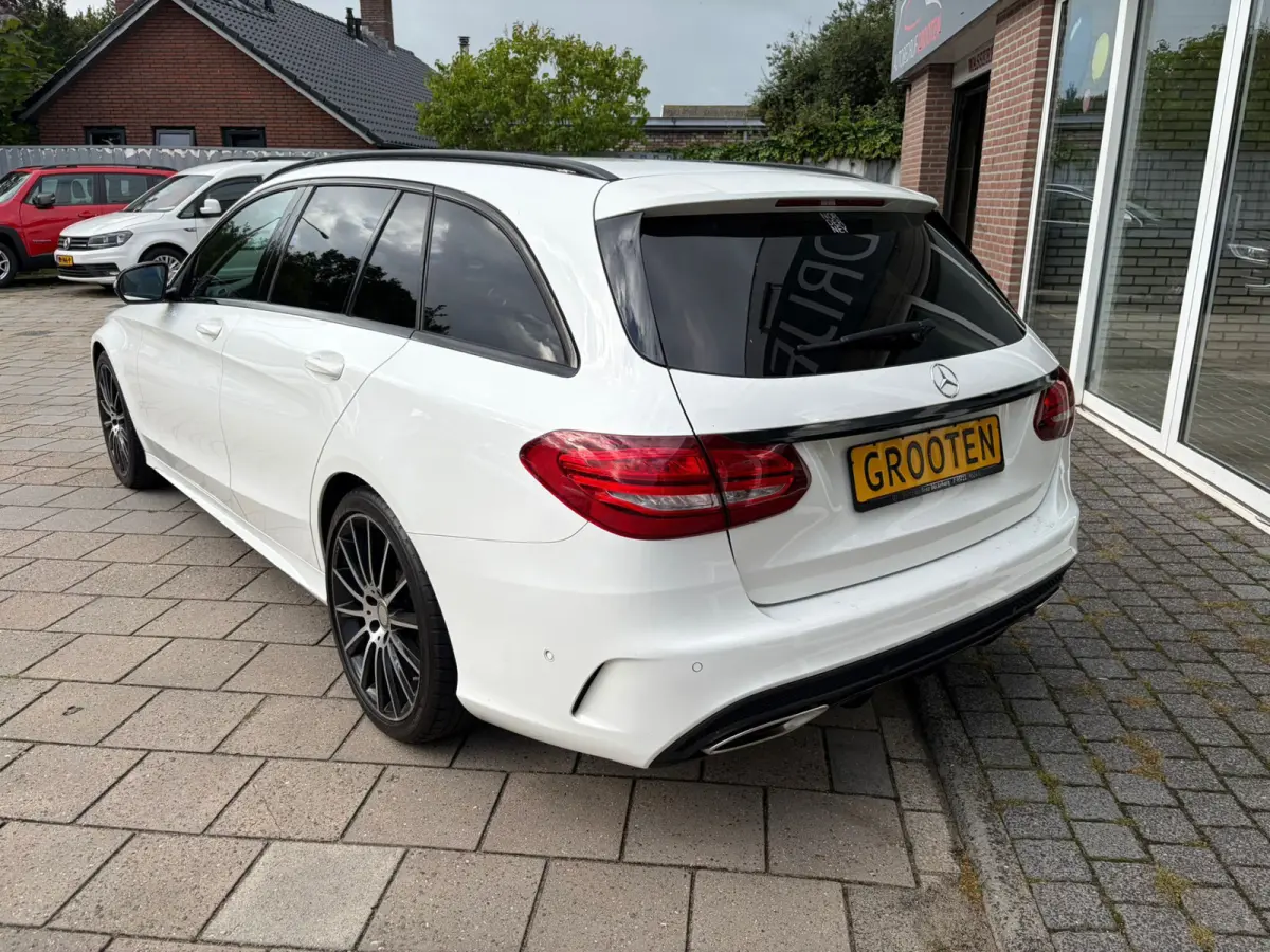 180 AMG Sport Edition//Pano//Sportstoelen//LED!!