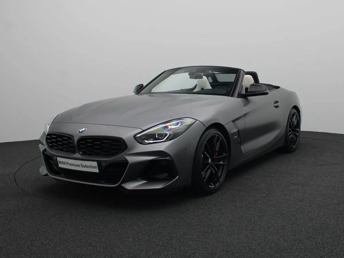 sDrive30i High Executive | M Sport Plus Pack | Parking Pack | Stuurwielrand verwarmd | Elektrisch verstelbare stoelen | Harman Kardon | 19''