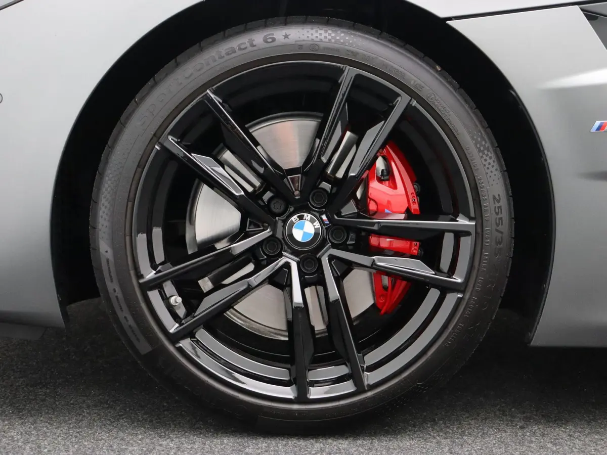 sDrive30i High Executive | M Sport Plus Pack | Parking Pack | Stuurwielrand verwarmd | Elektrisch verstelbare stoelen | Harman Kardon | 19''