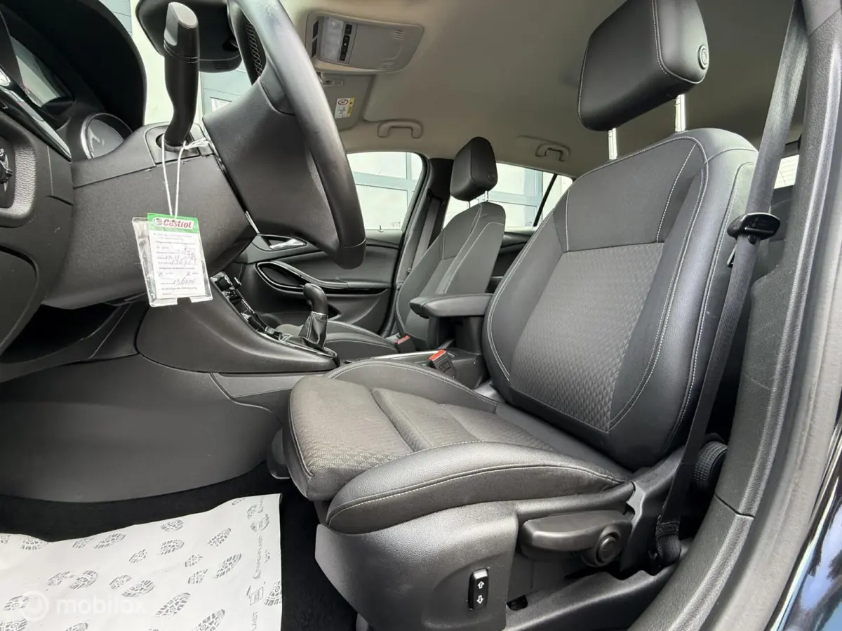 1.4 Innovation CarPlay Trekhk 150PK