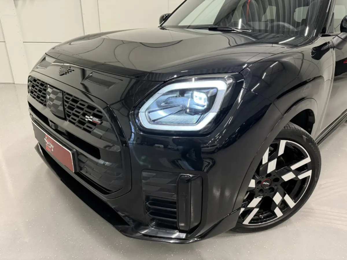 1.5 C JCW XL BLACK PANO/H&K/HEAD-UP/20"/JCW-LEER SPORTST./OLED-SCHERM/JCM-REMMEN/ADAPTIVE-ONDERSTEL/LED/360CAMERA/ACC/KEYLESS/DRIVING ASS.PLUS/BLACK-PACK/FABRIEKS-GARANTIE T/M 03-2028/NET GR