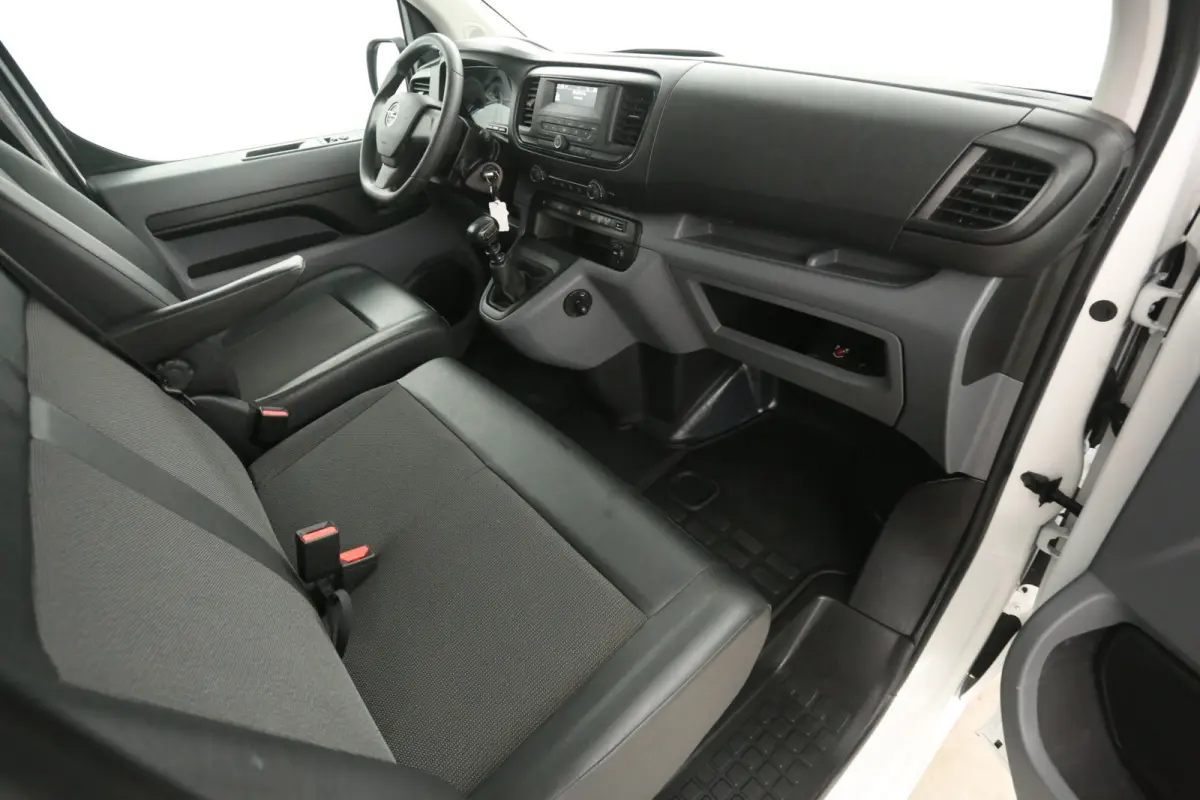 CDTI L3H1 | Airco | Cruise | 3 Zits | Parkeersens. | Kasten