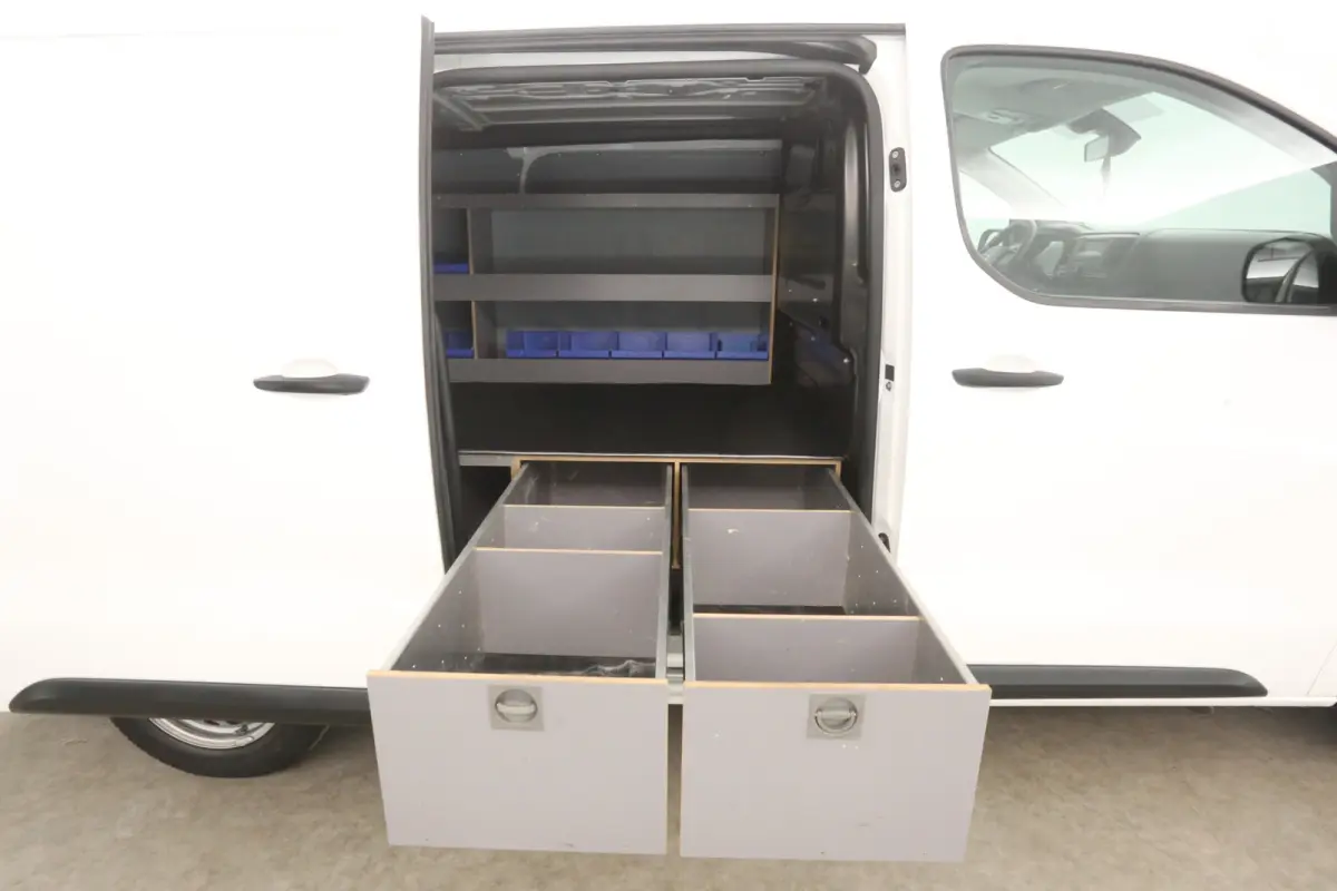 CDTI L3H1 | Airco | Cruise | 3 Zits | Parkeersens. | Kasten