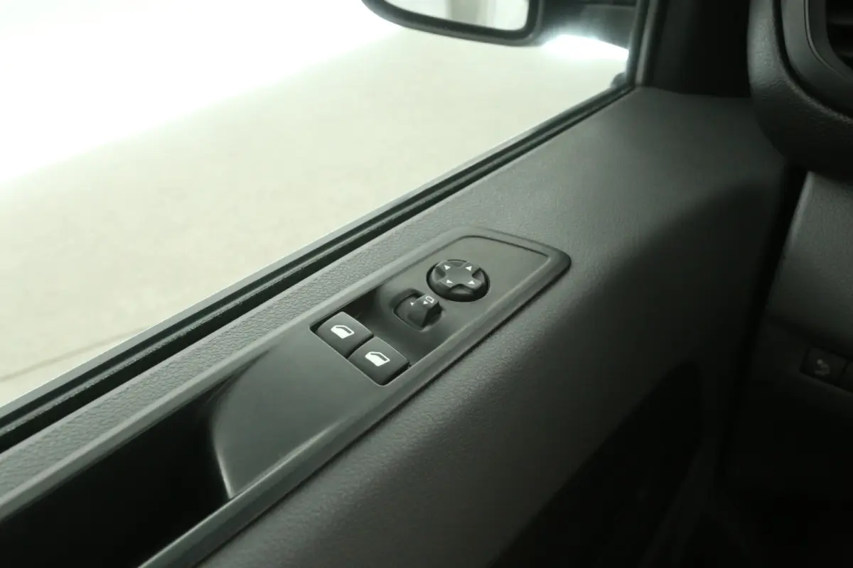 CDTI L3H1 | Airco | Cruise | 3 Zits | Parkeersens. | Kasten