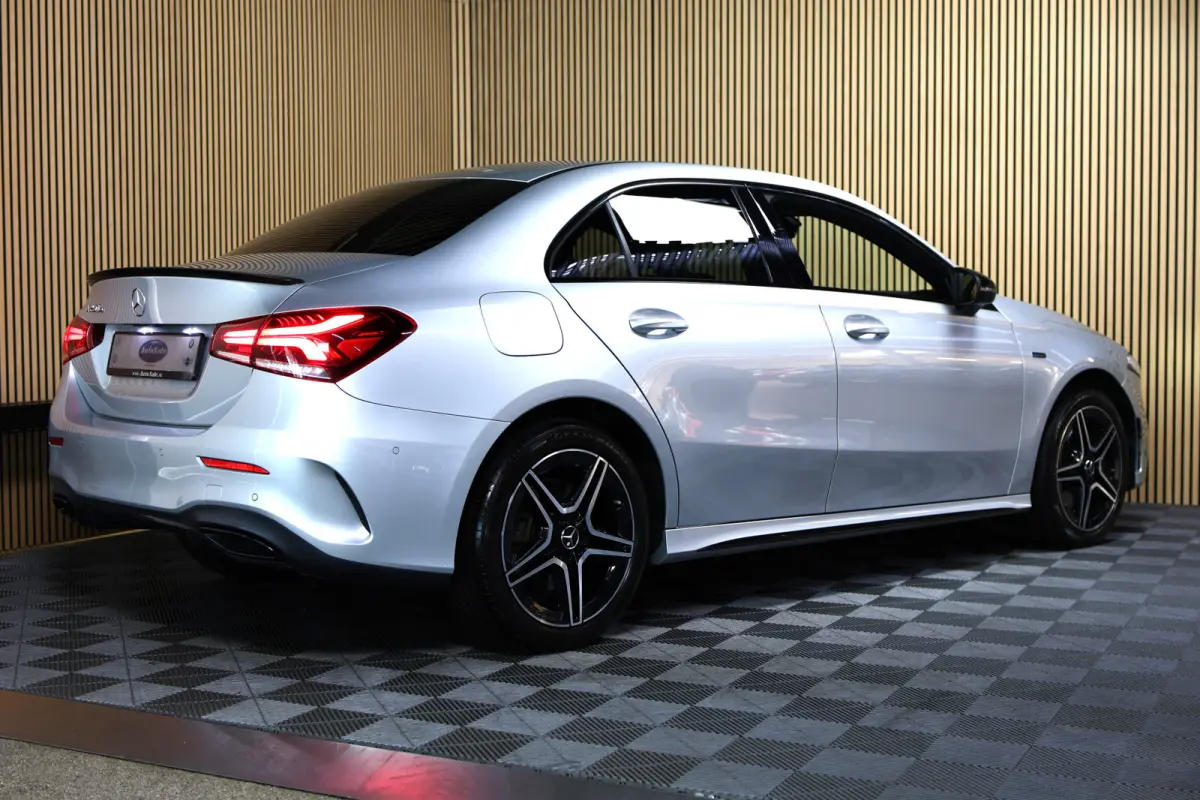 250 e Business AMG VIRTUAL NAVI CLIMA KEYLSS START SFEER CAMERA '20