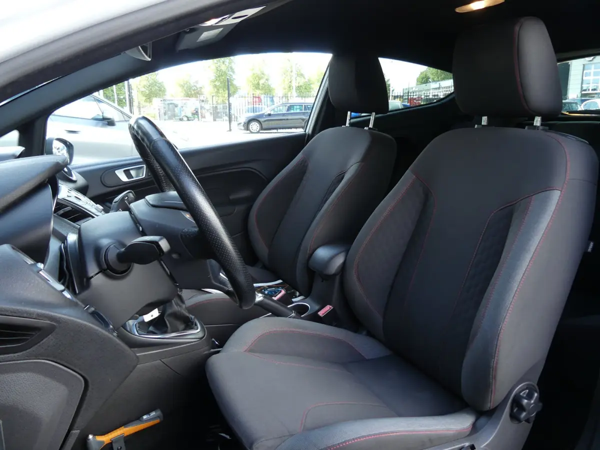 1.0 EcoBoost 125PK ST Line