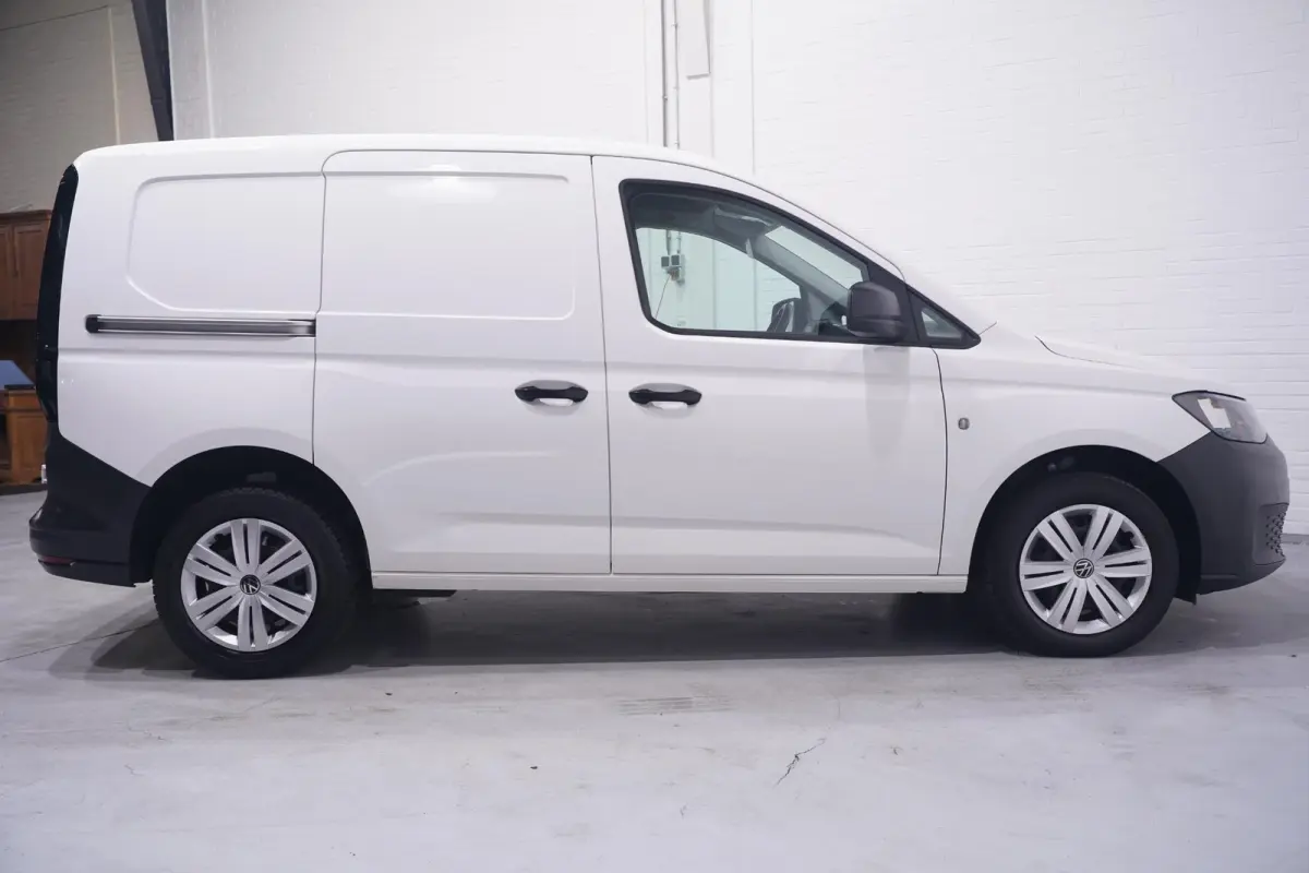 2.0 TDI 122 pk DSG Aut. Airco, Cruise control Laadruimte Pakket, PDC V+A