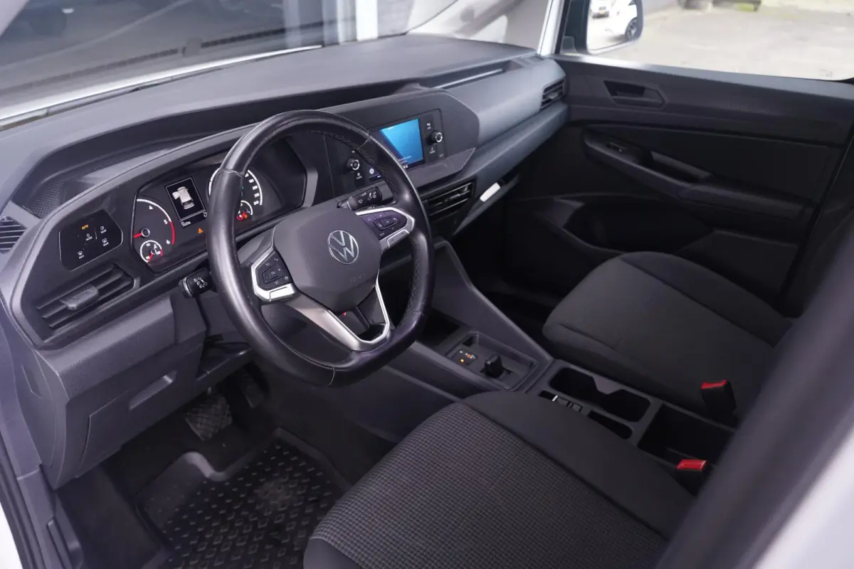 2.0 TDI 122 pk DSG Aut. Airco, Cruise control Laadruimte Pakket, PDC V+A