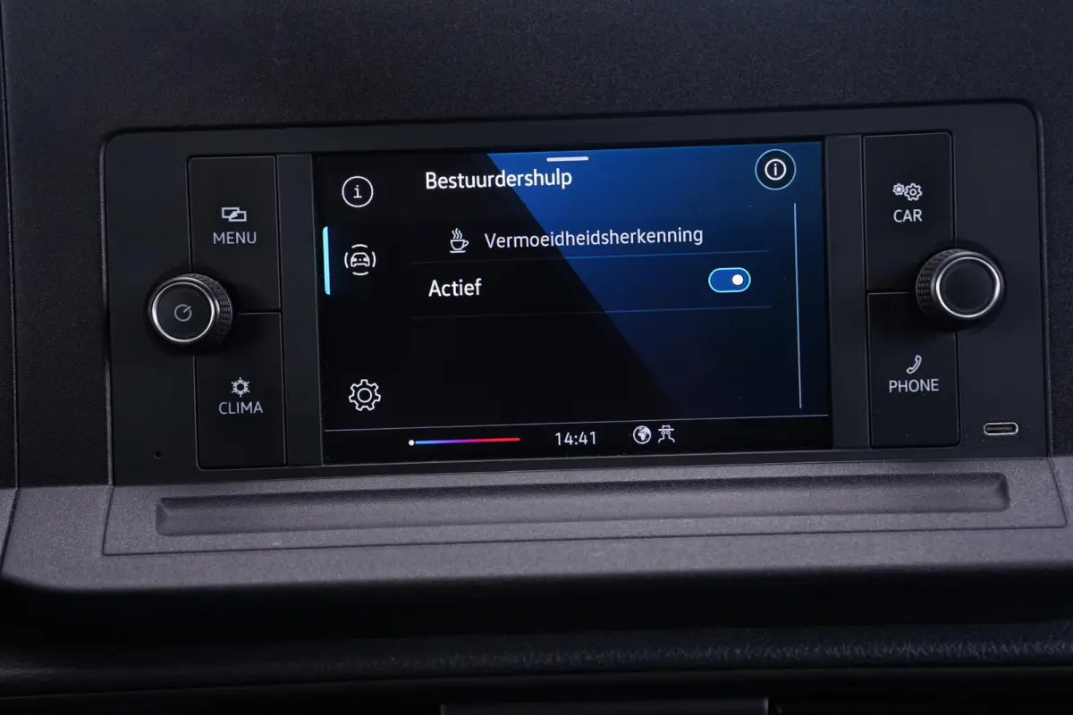 2.0 TDI 122 pk DSG Aut. Airco, Cruise control Laadruimte Pakket, PDC V+A
