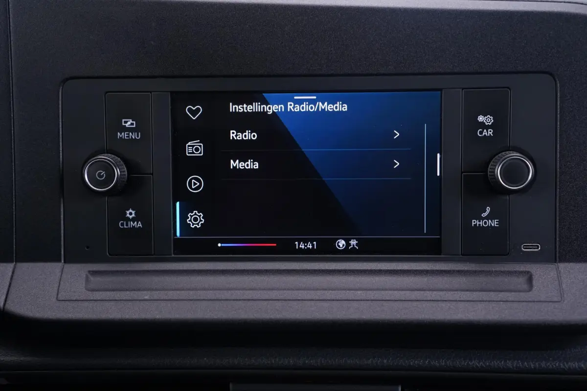2.0 TDI 122 pk DSG Aut. Airco, Cruise control Laadruimte Pakket, PDC V+A