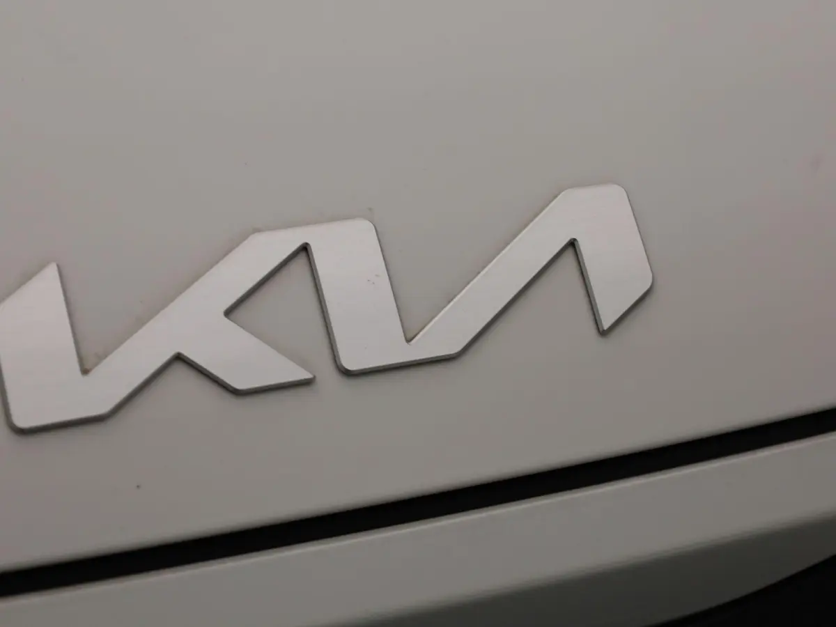 1.0 T-GDi MHEV GT-Line | APPLE CARPLAY | ANDROID AUTO | STOELVERWARMING | STUURVERWARMING | ACHTERUITRIJCAMERA | KEYLESS | NAVIGATIE | DAB RADIO | CRUISE CONTROL | GETINTE RUITEN |