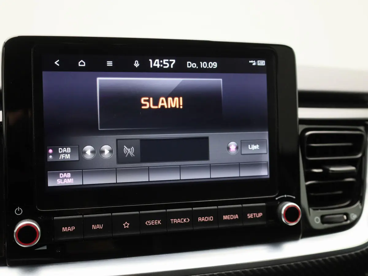 1.0 T-GDi MHEV GT-Line | APPLE CARPLAY | ANDROID AUTO | STOELVERWARMING | STUURVERWARMING | ACHTERUITRIJCAMERA | KEYLESS | NAVIGATIE | DAB RADIO | CRUISE CONTROL | GETINTE RUITEN |