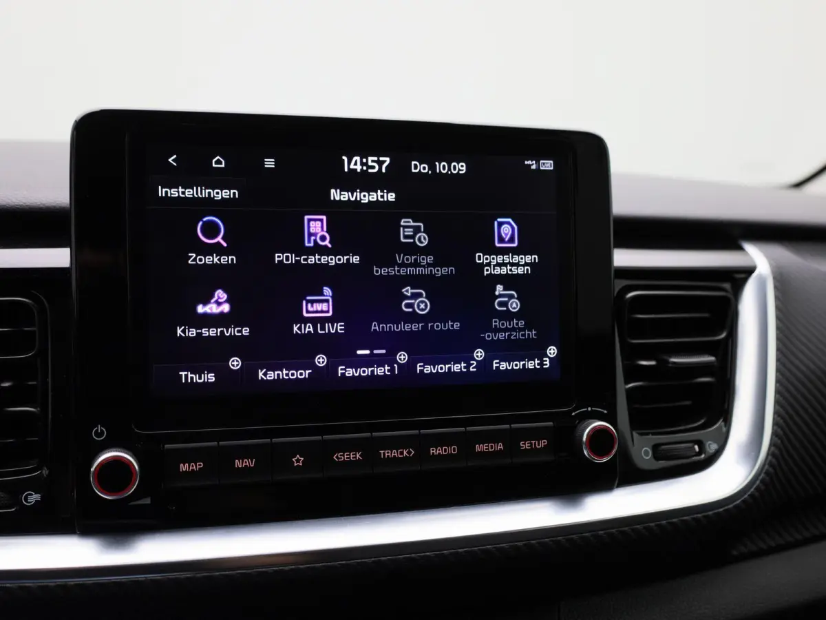 1.0 T-GDi MHEV GT-Line | APPLE CARPLAY | ANDROID AUTO | STOELVERWARMING | STUURVERWARMING | ACHTERUITRIJCAMERA | KEYLESS | NAVIGATIE | DAB RADIO | CRUISE CONTROL | GETINTE RUITEN |