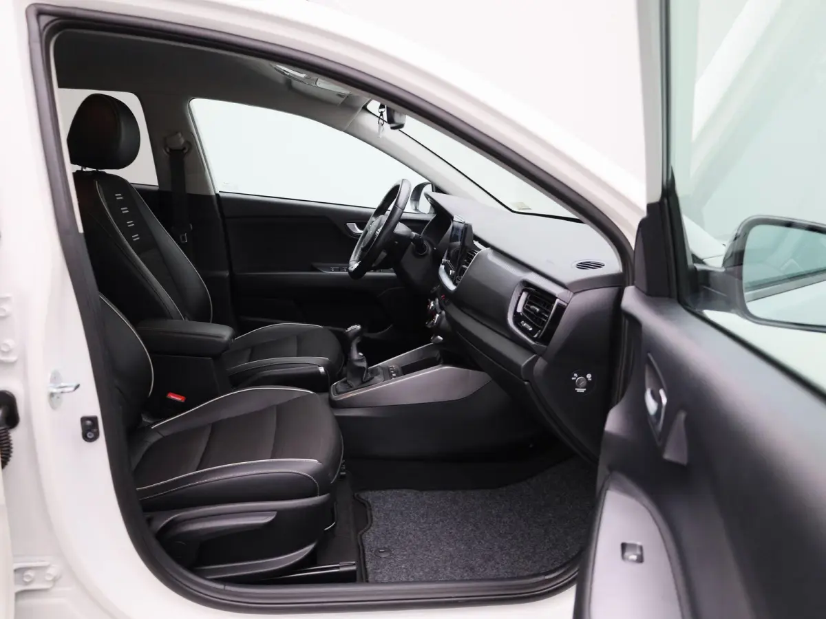 1.0 T-GDi MHEV GT-Line | APPLE CARPLAY | ANDROID AUTO | STOELVERWARMING | STUURVERWARMING | ACHTERUITRIJCAMERA | KEYLESS | NAVIGATIE | DAB RADIO | CRUISE CONTROL | GETINTE RUITEN |