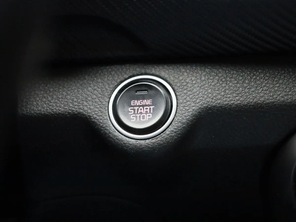 1.0 T-GDi MHEV GT-Line | APPLE CARPLAY | ANDROID AUTO | STOELVERWARMING | STUURVERWARMING | ACHTERUITRIJCAMERA | KEYLESS | NAVIGATIE | DAB RADIO | CRUISE CONTROL | GETINTE RUITEN |