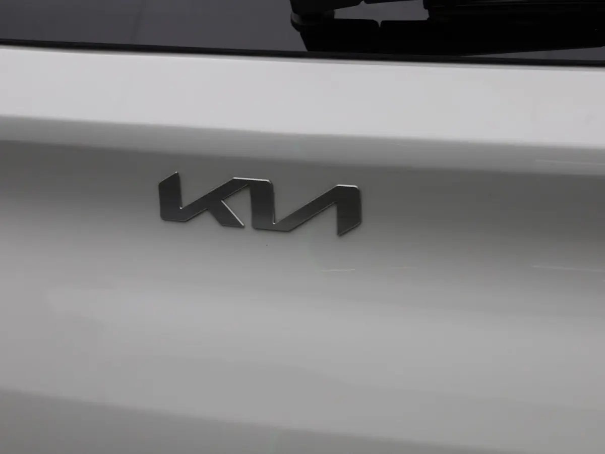 1.0 T-GDi MHEV GT-Line | APPLE CARPLAY | ANDROID AUTO | STOELVERWARMING | STUURVERWARMING | ACHTERUITRIJCAMERA | KEYLESS | NAVIGATIE | DAB RADIO | CRUISE CONTROL | GETINTE RUITEN |