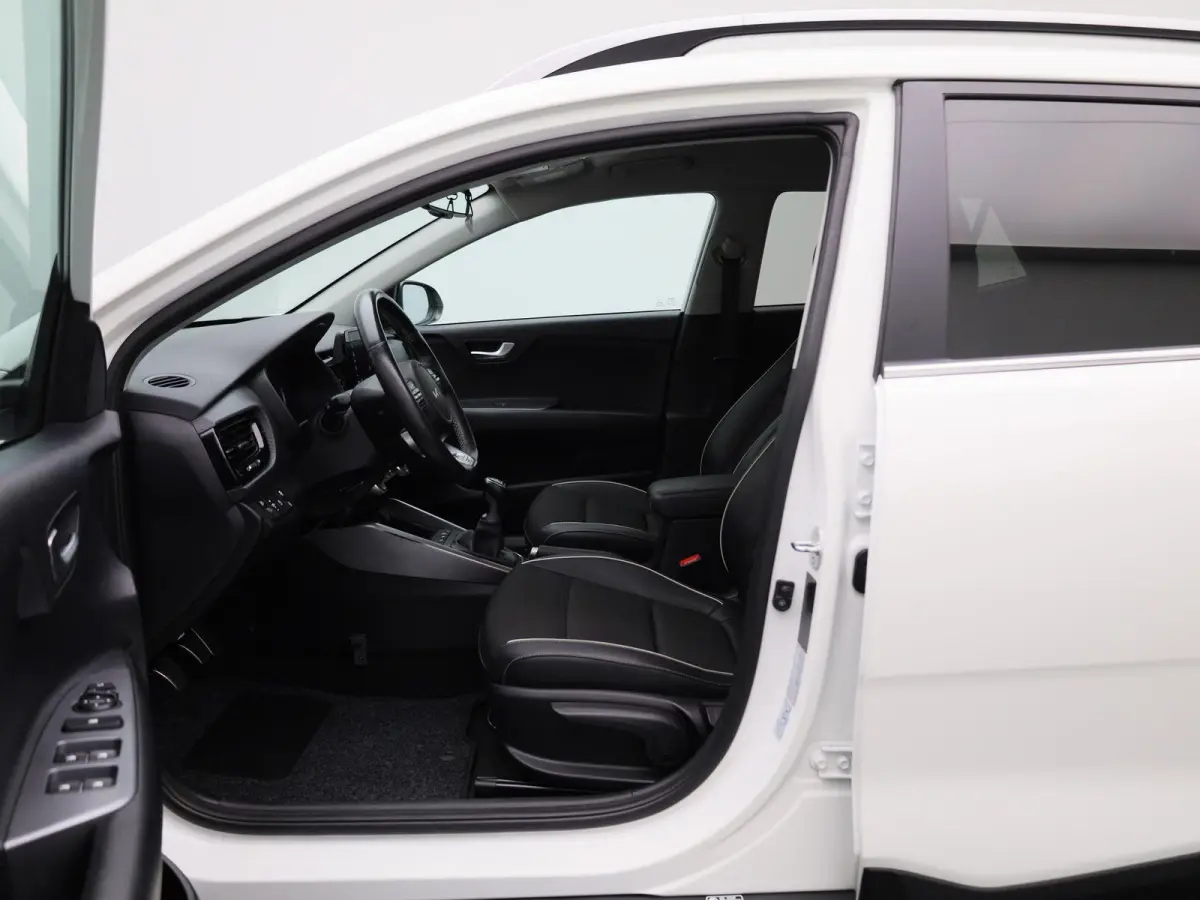 1.0 T-GDi MHEV GT-Line | APPLE CARPLAY | ANDROID AUTO | STOELVERWARMING | STUURVERWARMING | ACHTERUITRIJCAMERA | KEYLESS | NAVIGATIE | DAB RADIO | CRUISE CONTROL | GETINTE RUITEN |
