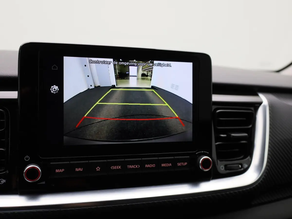 1.0 T-GDi MHEV GT-Line | APPLE CARPLAY | ANDROID AUTO | STOELVERWARMING | STUURVERWARMING | ACHTERUITRIJCAMERA | KEYLESS | NAVIGATIE | DAB RADIO | CRUISE CONTROL | GETINTE RUITEN |